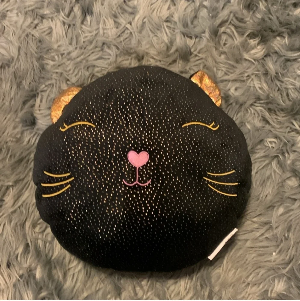 Round super cute shimmering cat pillow